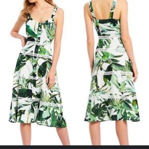 Gianni Bini Green Leaf Print Dress